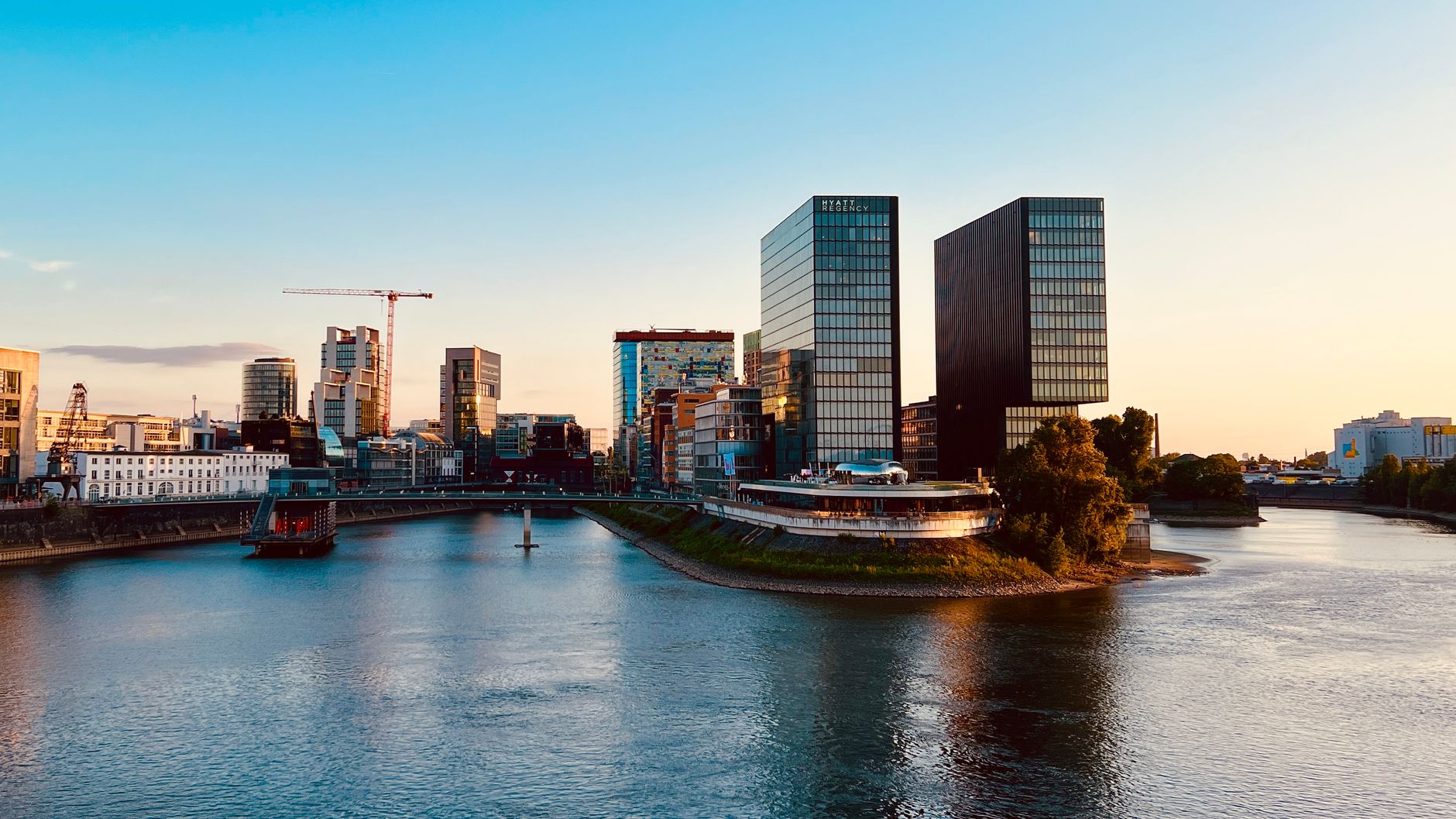 Accommodation for Hydrogen Plant Engineers on Düsseldorf Projects: A Practical Guide