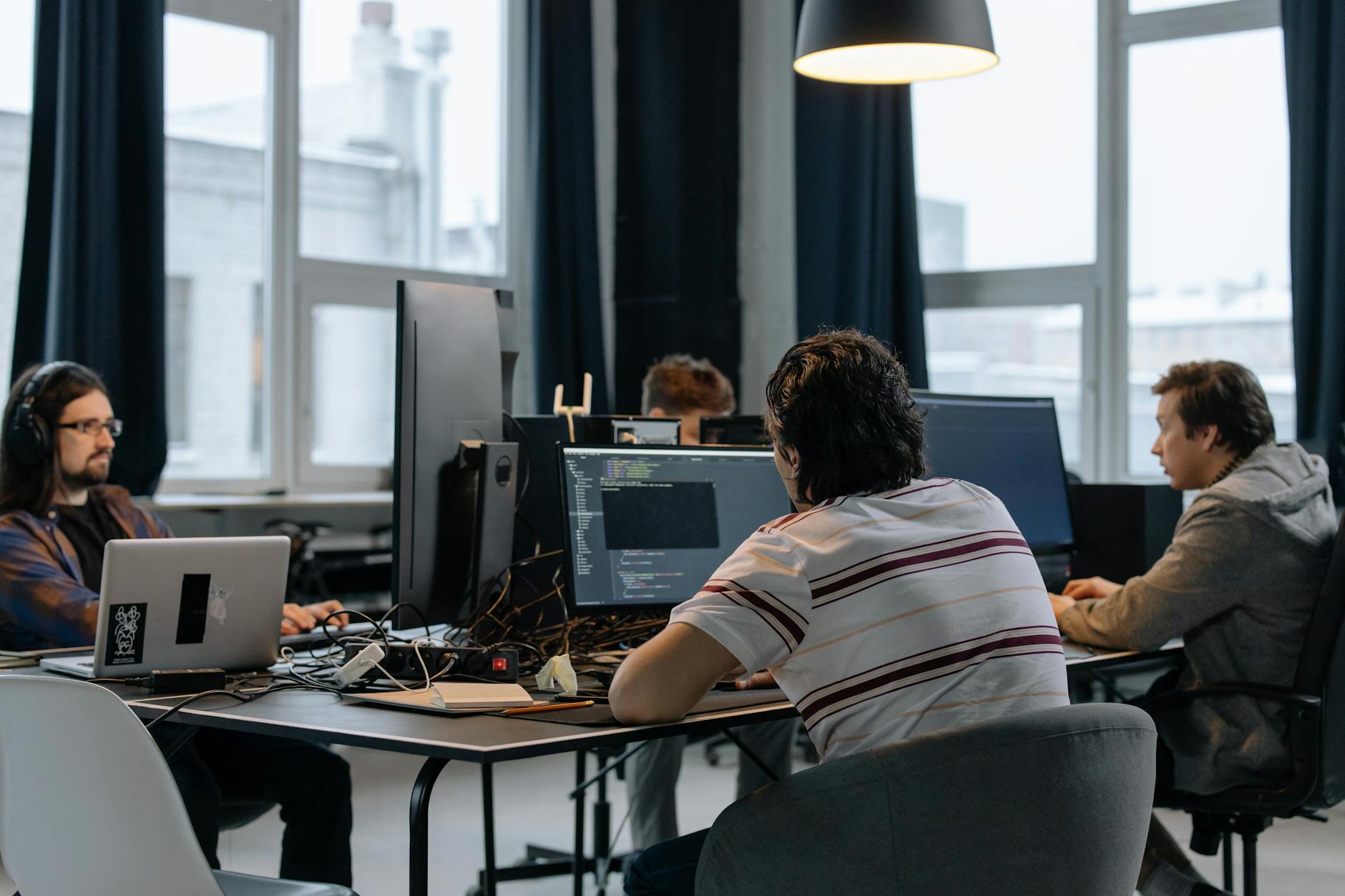 Accommodation for IT Consultants in Amsterdam: Essential Housing Solutions for Corporate Teams