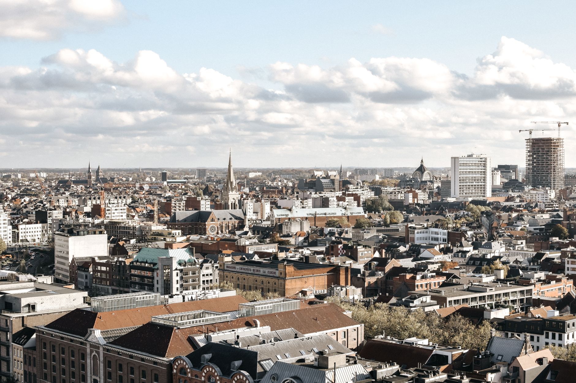 Accommodation Logistics for Operations Teams on Antwerp, Belgium Projects
