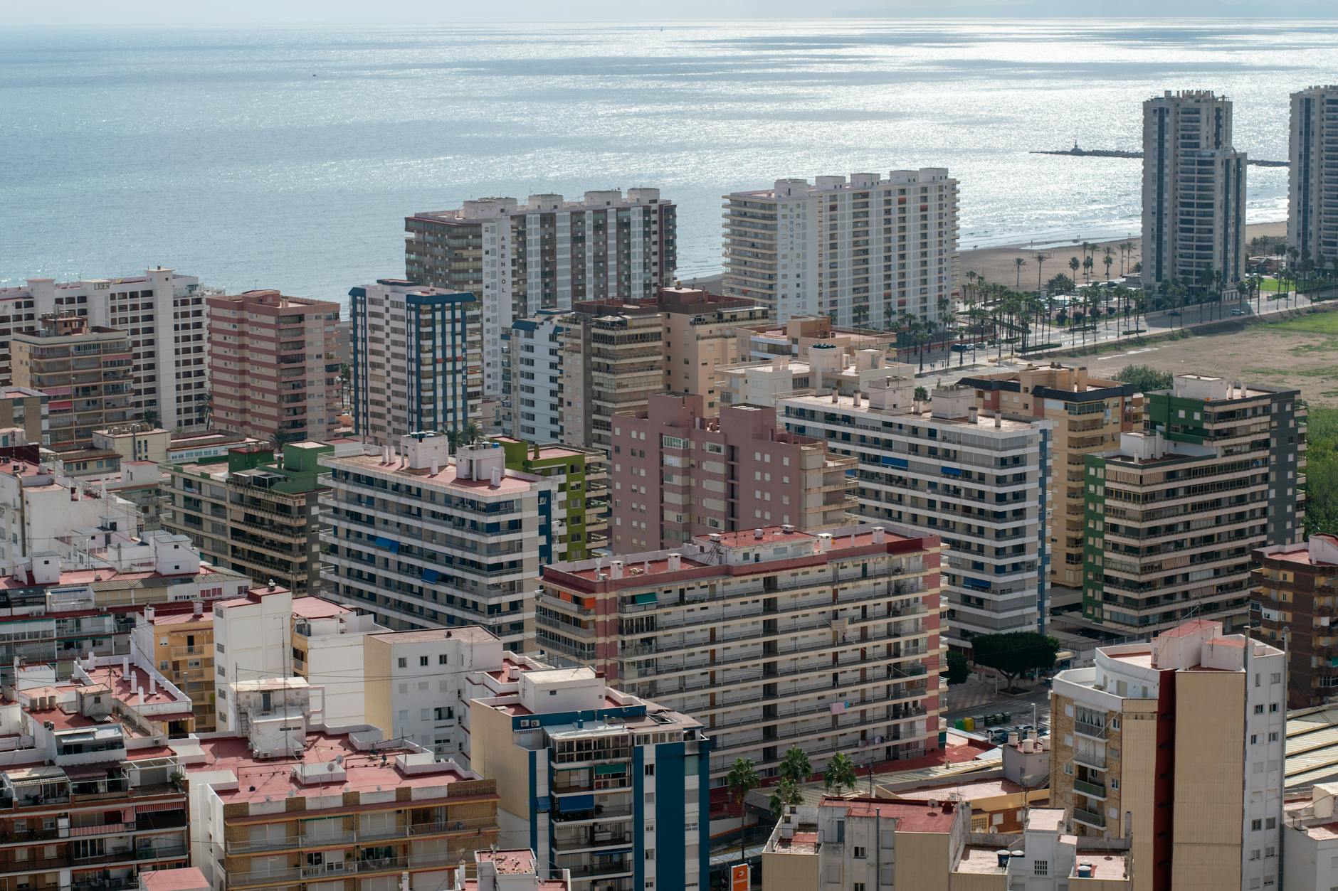 Alojamiento para empresas Valencia: vivienda corporativa profesional
