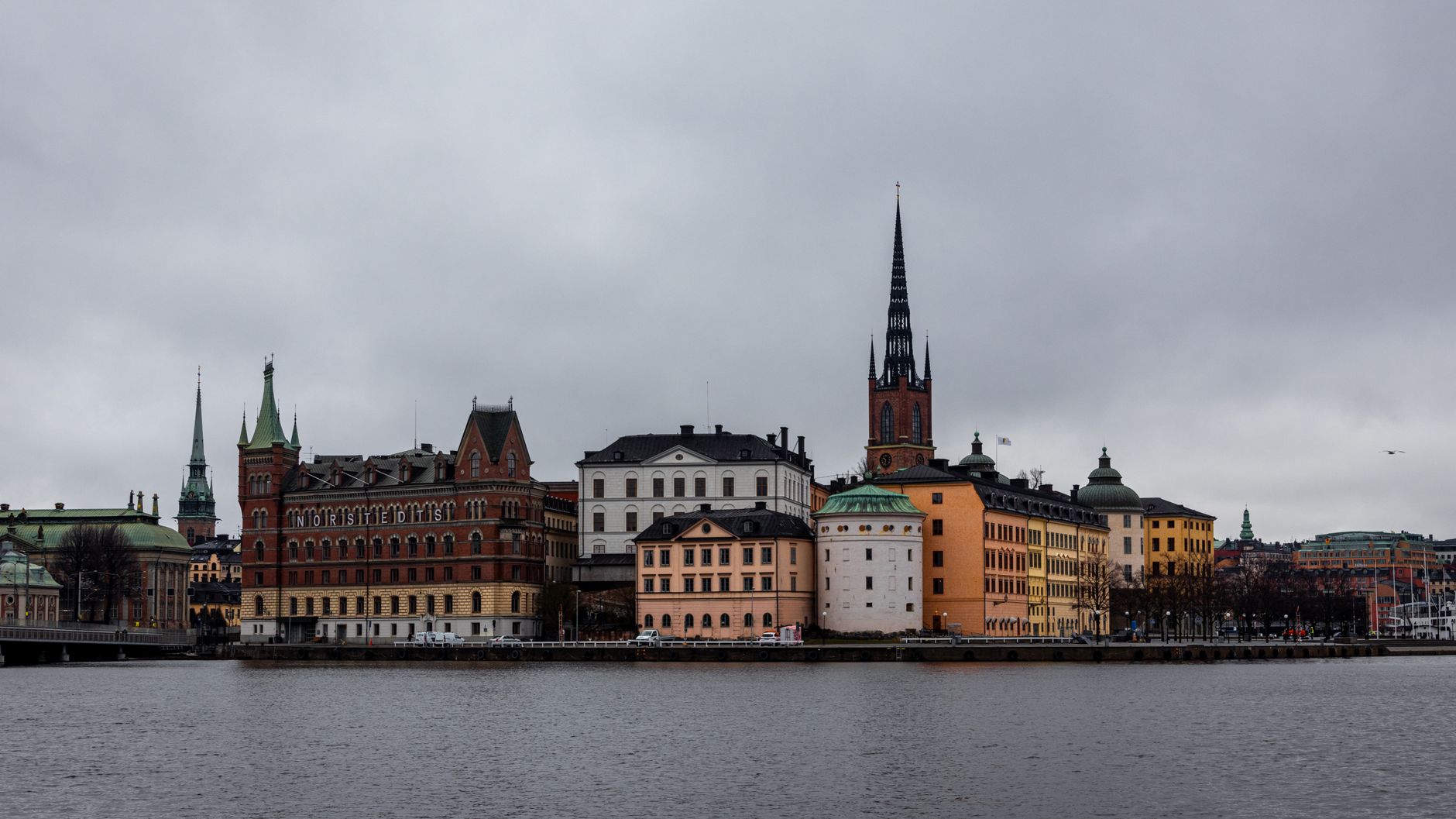 Hyresavtal för företag i Stockholm – vad ska ingå och hur undviker du fallgroparna?