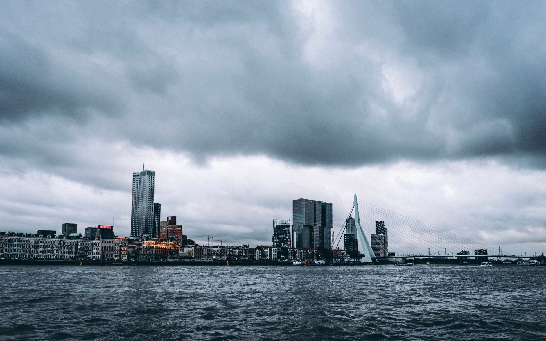 Short-Term Corporate Accommodation in Rotterdam City Centre: A Guide for HR and Procurement Teams