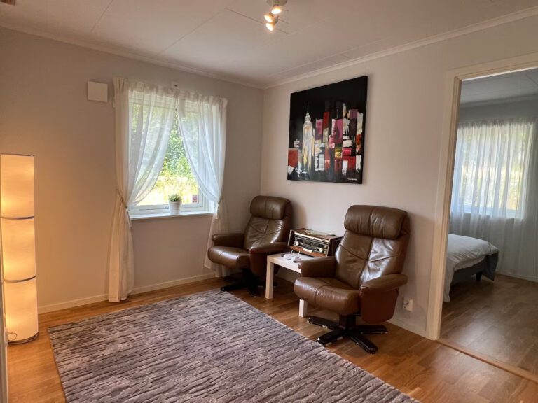 e39cc747-374d-40f3-b48e-bf33f8d27a6f