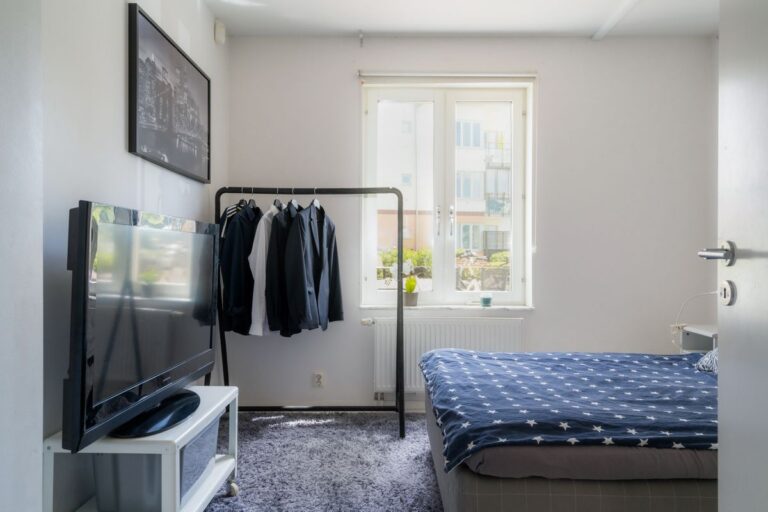 0c17785defe0135e0243cdcaff6e93837dfc01abbe7d0e8ae7b52ba5ddf870c8