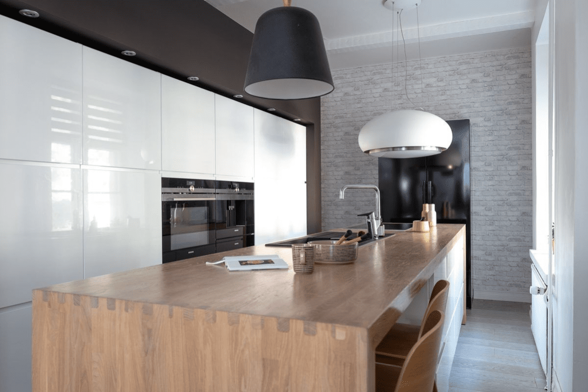 Jobba i det tysta: förstå varför en diskret jobbsökning kan vara strategisk och hur “just in case”-metoden kan gynna din karriär.