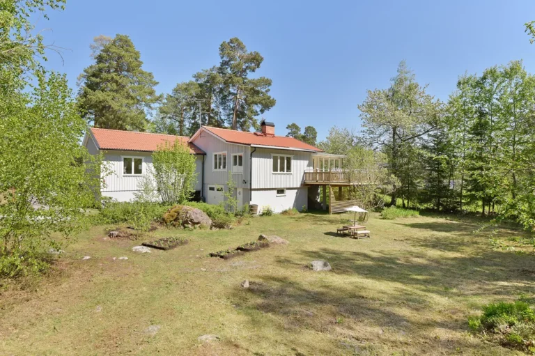 1aa2a5f60238b549cf1be5202d86464b921149b886a9c7fcb19d242cd4e03053