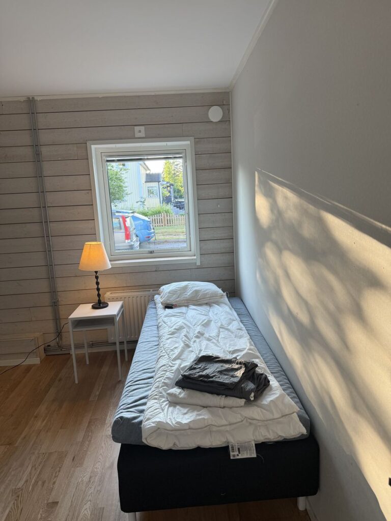 2a8f9e1d37382c56fbdddcb96b1f90fadeac9b9336632d3f818feb088cb84822