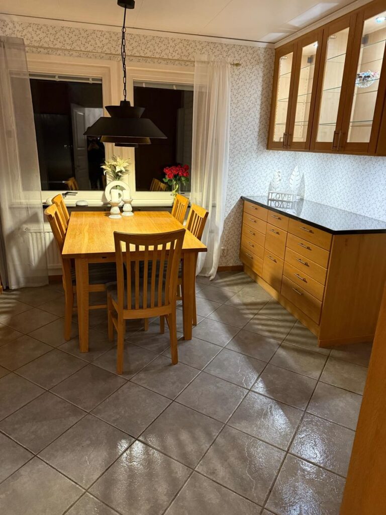 5e8beb6303a461c0f8943f6762f84dd248427449868e09882293adc62b72ca1a