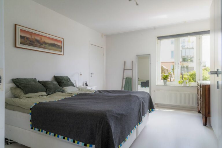 731fda0ab57eebb05f42ce0a91307d1bac004cf750b2cabaa1ee0cad3ac98db2