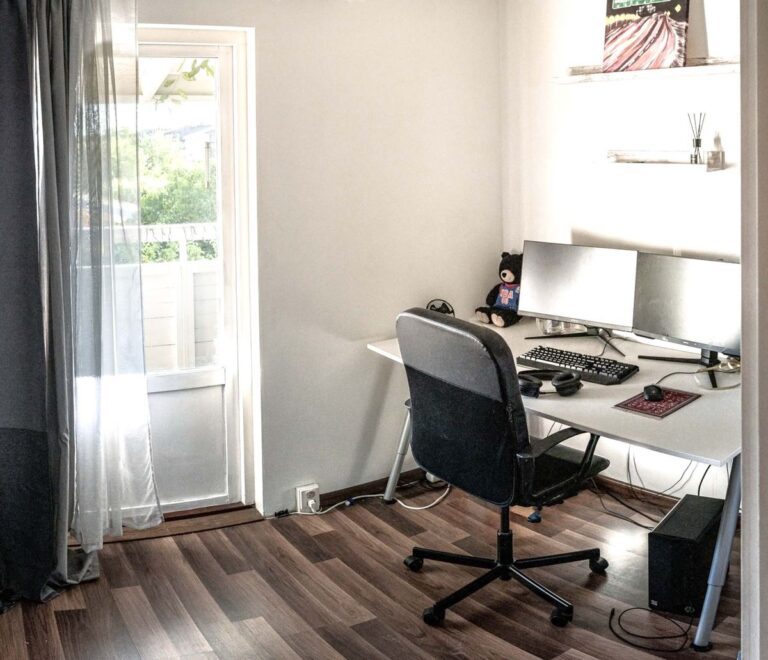 8b5e152955b0fdd50cc3092814533a80505a76887c6d8a2942f0193c99ac4f8e