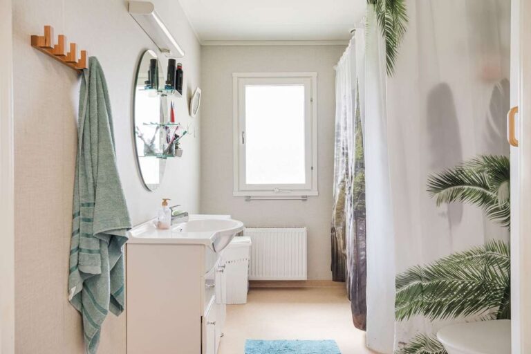 8ddae26eb210322ce02d1bdcadbbc80ec363f277fae662b4a58c337c00e21f28