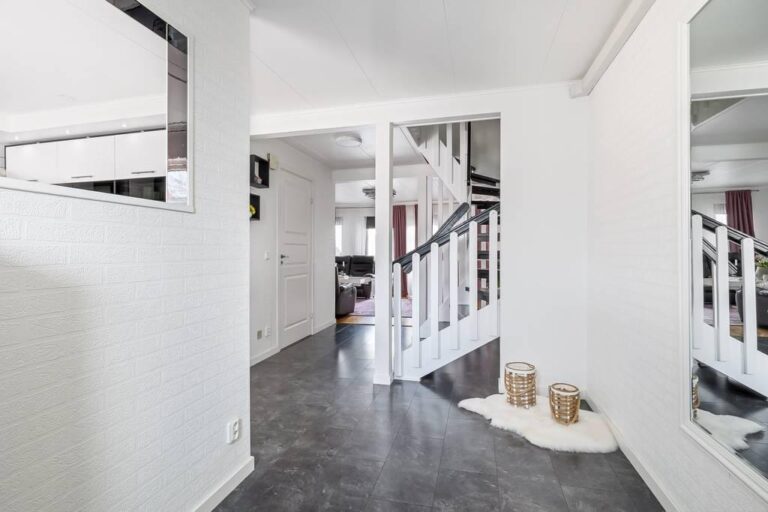 WhatsApp Image 2025-10-26 at 17.09