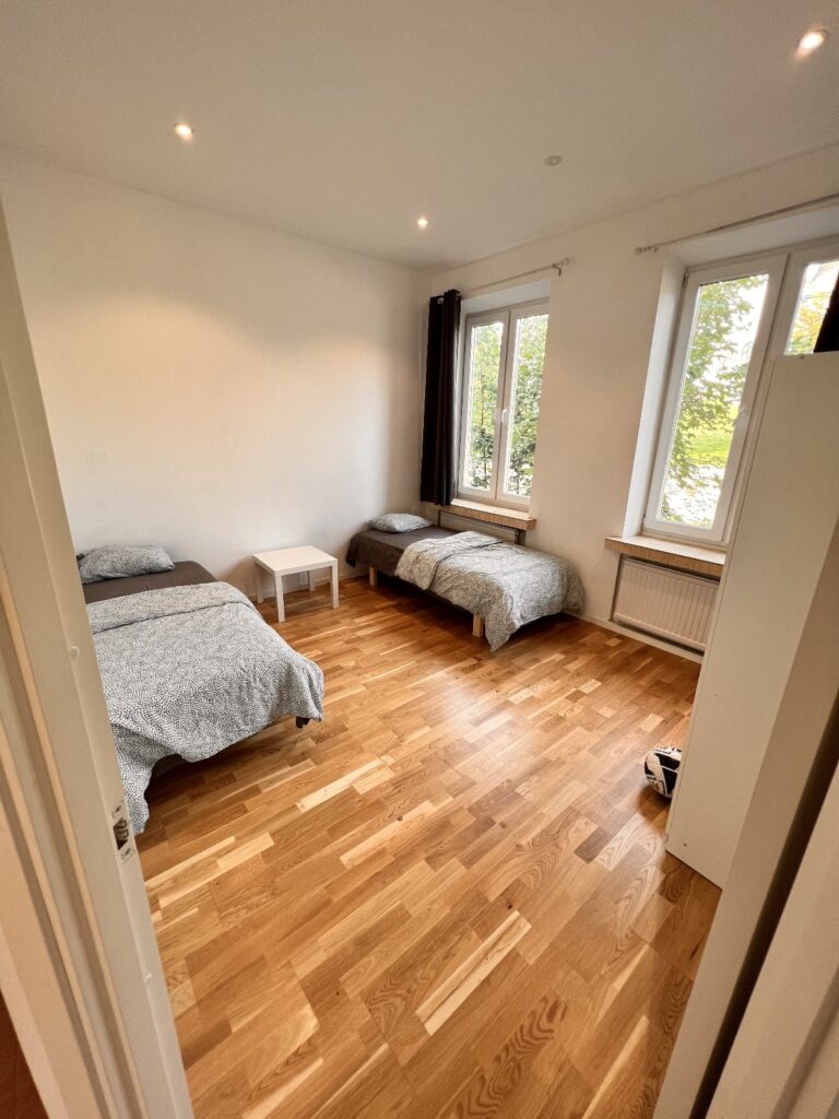 WhatsApp Image 2025-11-06 at 20.47