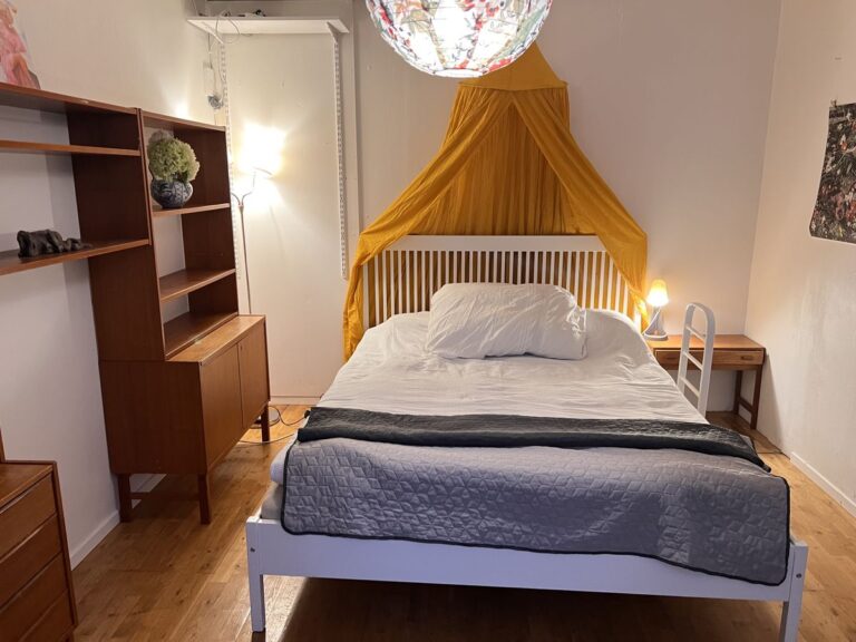 aa1cb0e6aa7677edf7bece7a90b057b63fd6351b39cdf14e492dd7e0241e1302