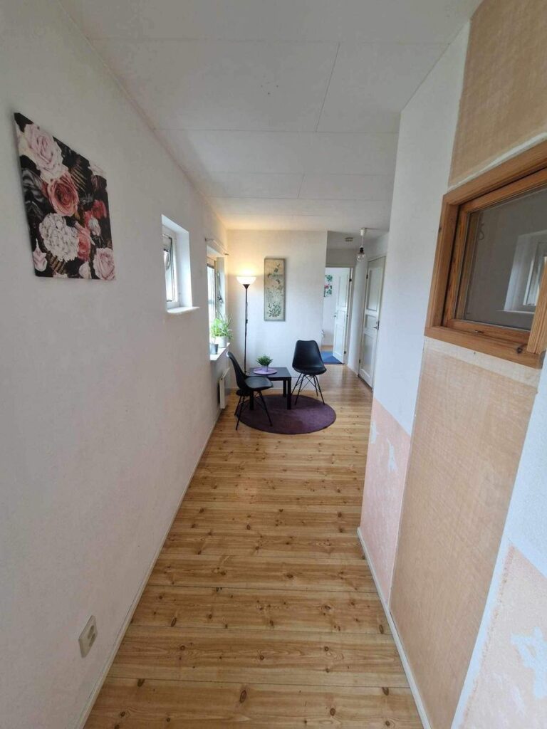 3295bdf4eab4e914bede5c78a8d8cd368d8665c680e907c90421c49d1bc54160