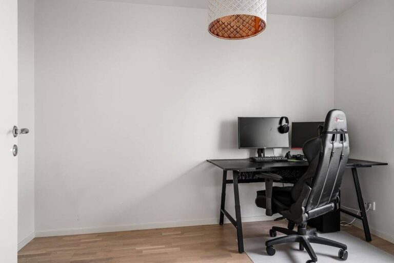 370b3697c392e3af7b29c157442c0b866704ad656731226d8688c85c130c0084