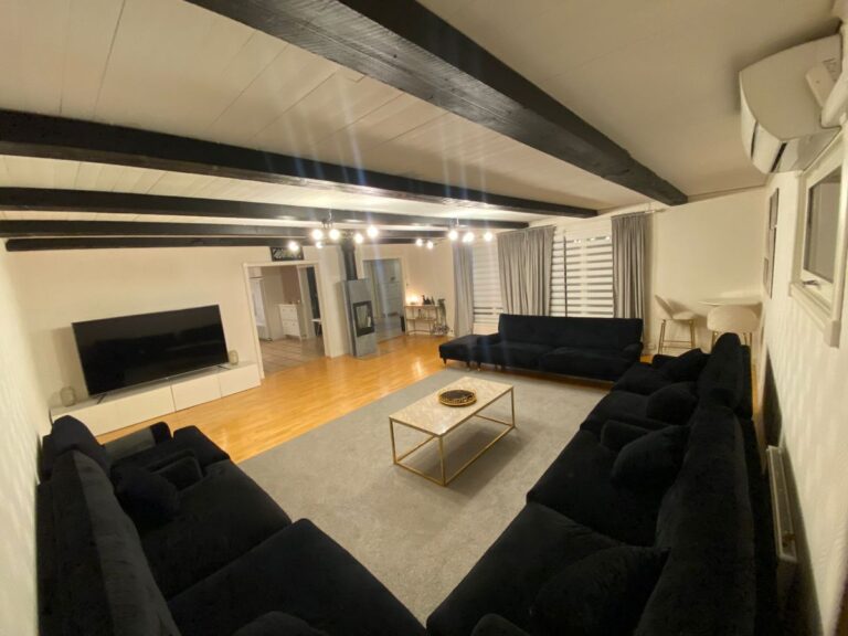 692536060a2f0a56150869c75cff22baad4cd38fff70fc7350d82987914d1ce5