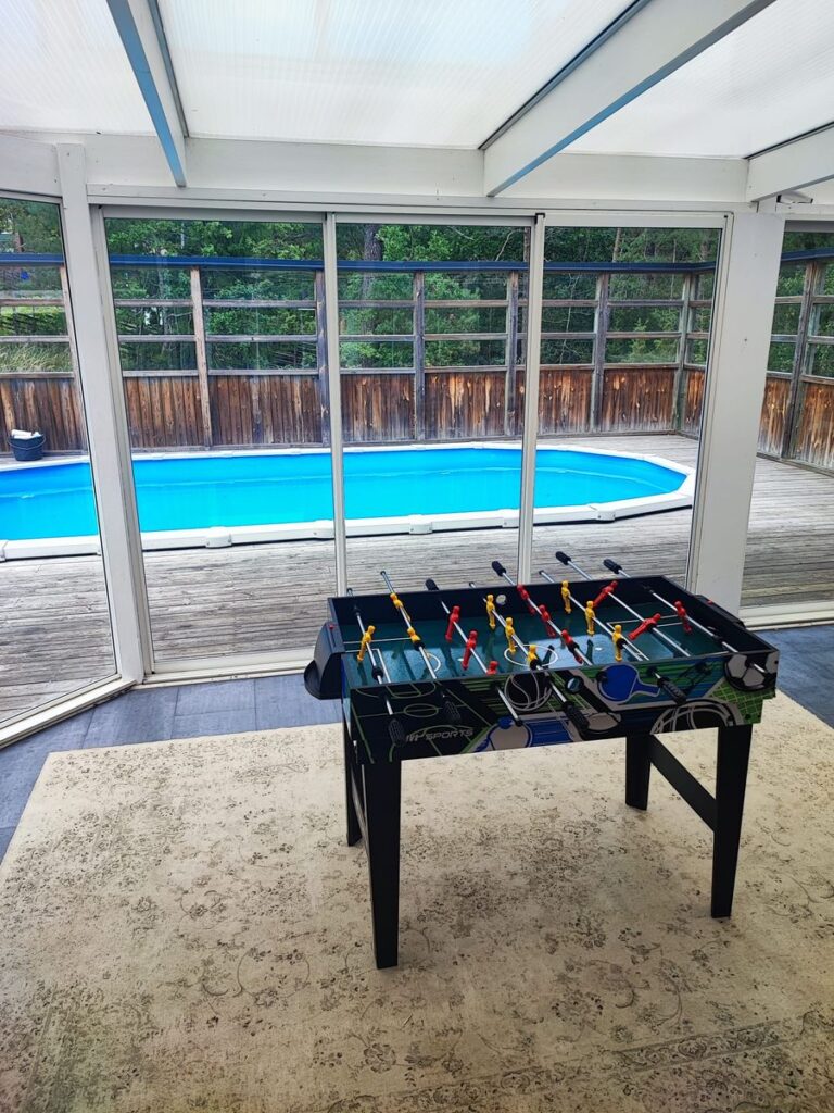 6ce8c096786e8c233afb04157da91410532c852f9f426d16e765b1e9bbbec59d