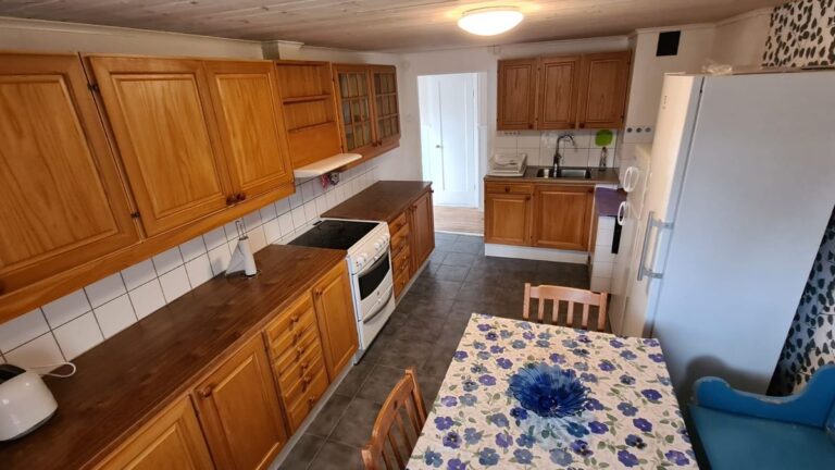 9761fe49a44dbbd05f2f566caa546dfb77e676d37be06b6eb8b3c936f1e56000