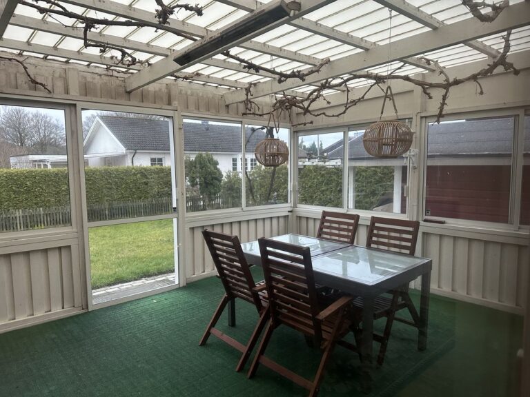 c42ac1c407ef08b0a6c8f1daae13946c24781ff675828ba81e68660e081a064b