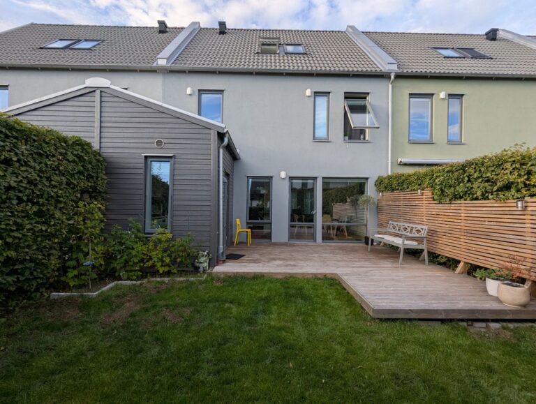 13c53a0ee2d873a45e1a5d3e0b99ec4f3f946247e72ad86e45decaf53ce5d299