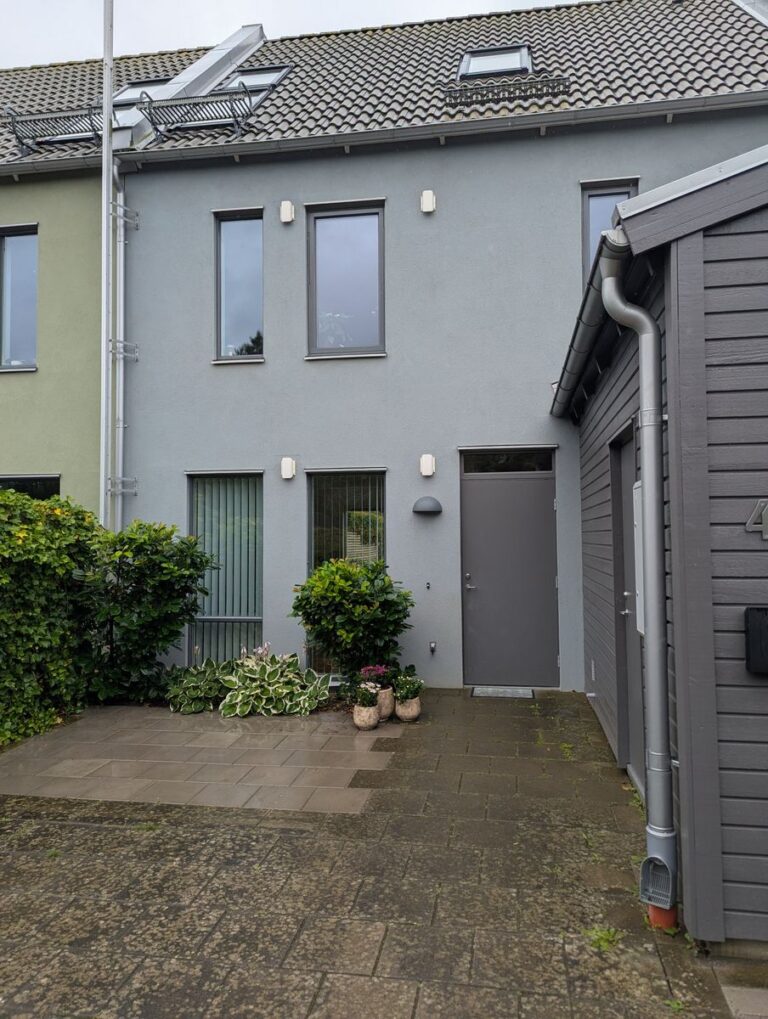 15e2e3d4563e8f352843716f244d6b5d97f4b3a85d2082d7c9880003dd171ac4