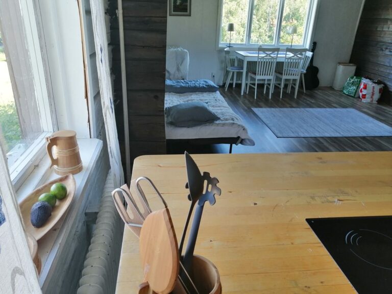 5549849d20f03da87caadaacb315a757271a60f5217377c31e9517e9982cc5be