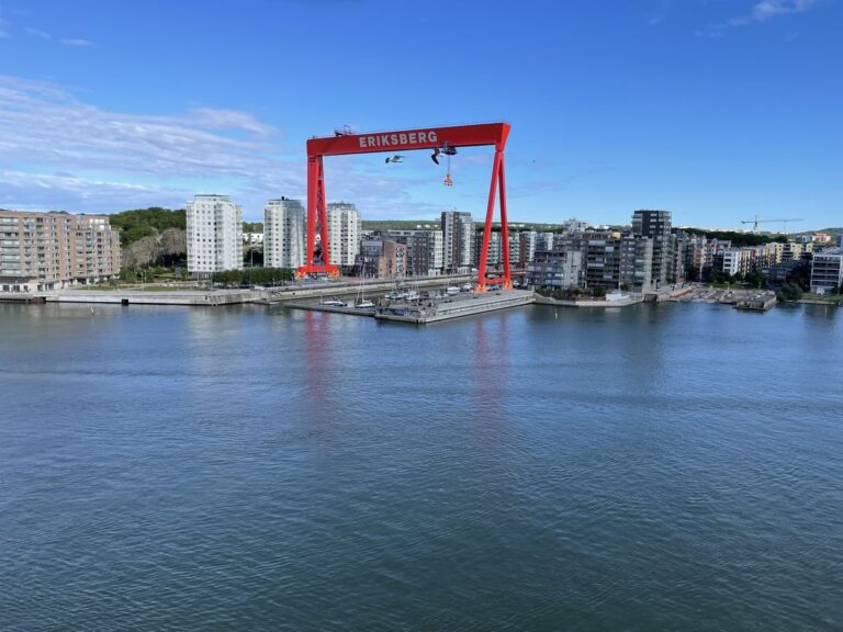 5648832fca7d374f507fe29d93185506c826b79f533c8083a411641fcb011509