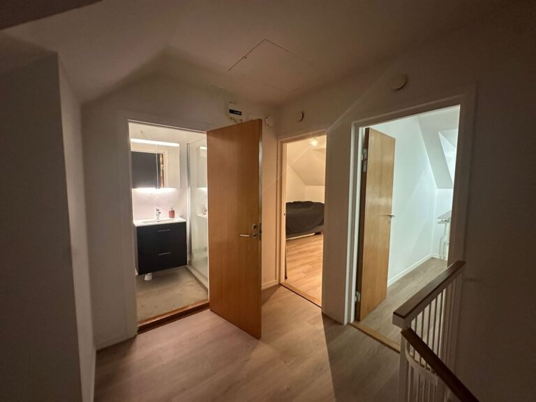 7233964689f1d4f5d11e1a41b98628d87b1c1e2b79f4248fde35146f60751e30