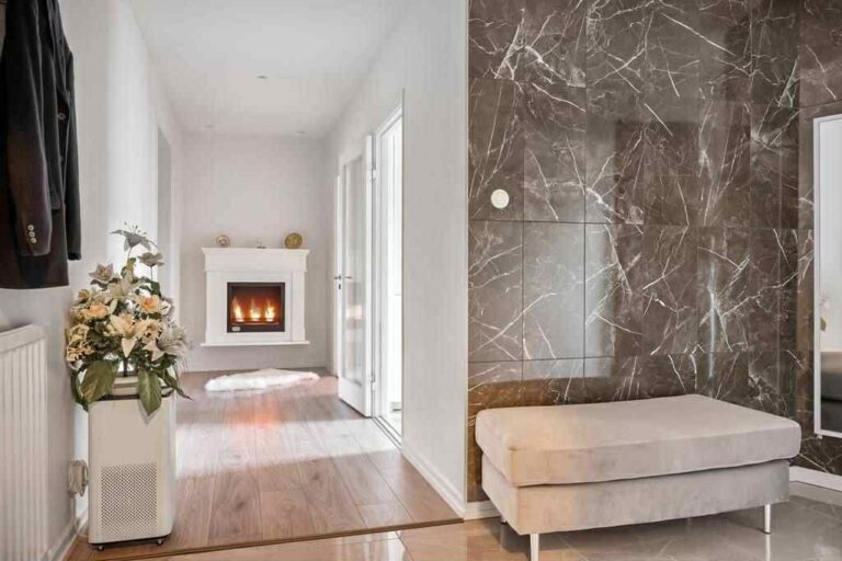 abb76baa0d85bfae02c5a592184ff48df18abc1555cb6bbba1c87eac2e3f3f0c