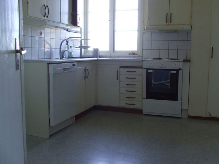 c30e6009beb8520c94fd1775ccc2ef9f1a3df9e5b66923f5c7fd92d558cdf090