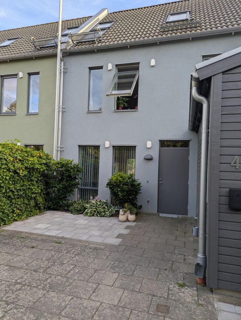 cad9f7b08663a7cf96771c26bcb0ee2616d4723f1b24babb018fecc6db3119b9