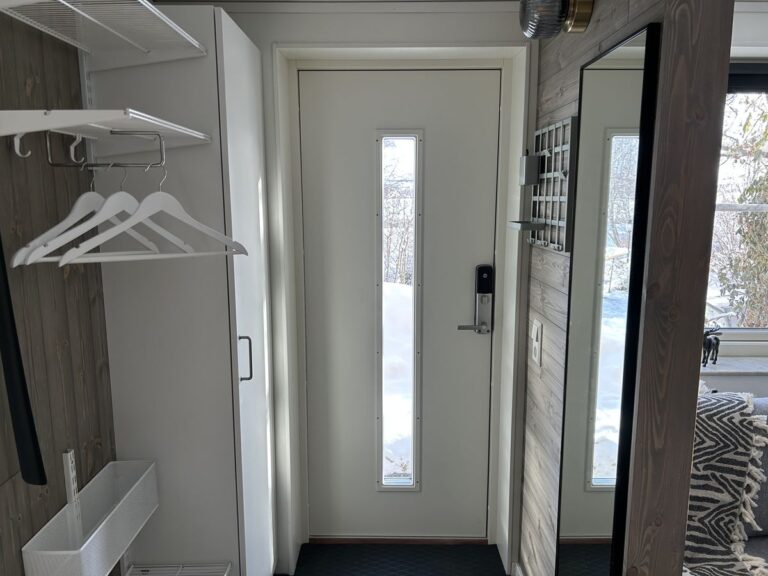 e2fa21c4f8f8fd98e6a09d278cb751039c402f7c7a4a62aa53b658b2ba031f21