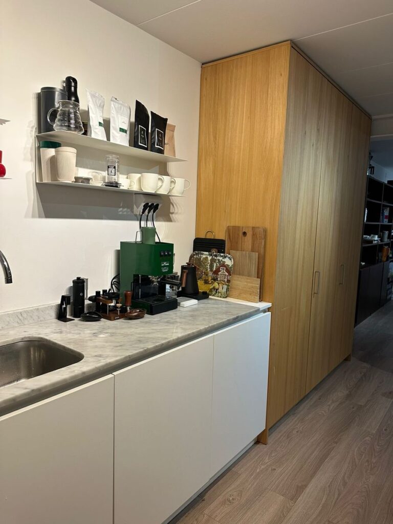 f85de84581cce21d0211b7f42c4cb2f2d65b9a665f65b5a45b6d9a111aa04c67