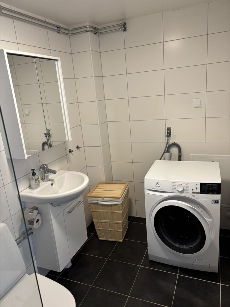 163f38bde7a17961d64cdae8415f03835c74d0031466c5431a7a3e707aef1594