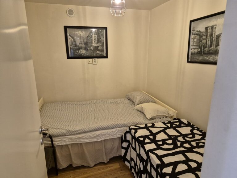 8acfbeac004a1f5ae0e57037cec0ef794804568c19be43e66a0d56ccdb9fc7e7