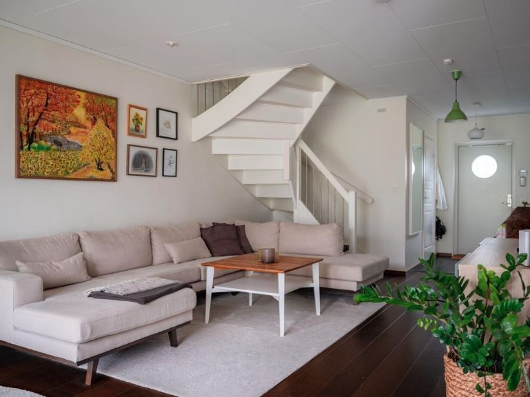 Looking for cheap houses for rent in Sweden? Discover affordable long term homes with great locations & comfortable spaces