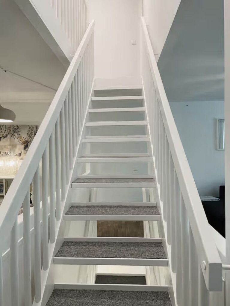 b73a367c5a8b8fb5aa98829260efe707a57c3b3e282f4fefa5c43ae4b0e52c9a