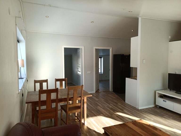 b8090b75801545c605d21e3792508af76a489c9766d6d7b94a059bed3cee9472