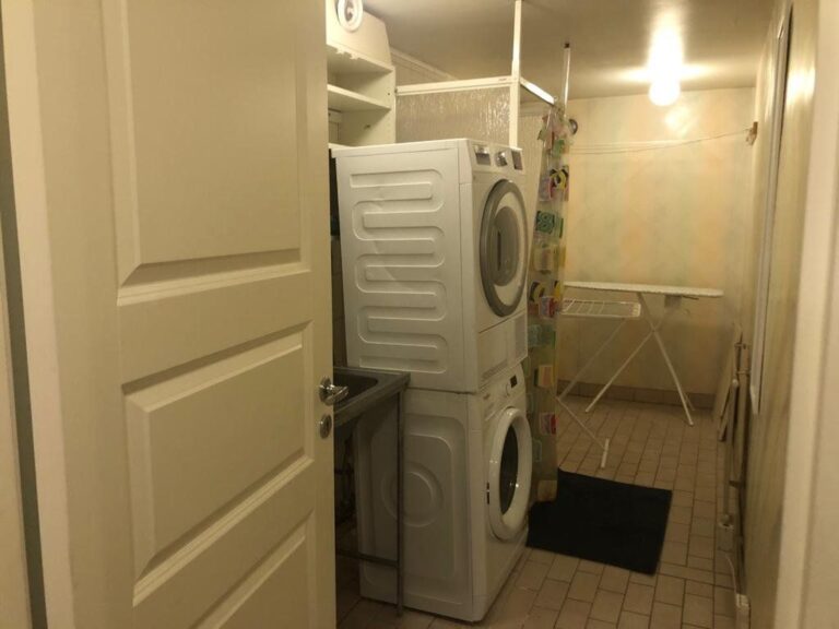 e0620569f0cc8869e1b069a68868c5ea923ca401b013b7380396457ee53fa1b2