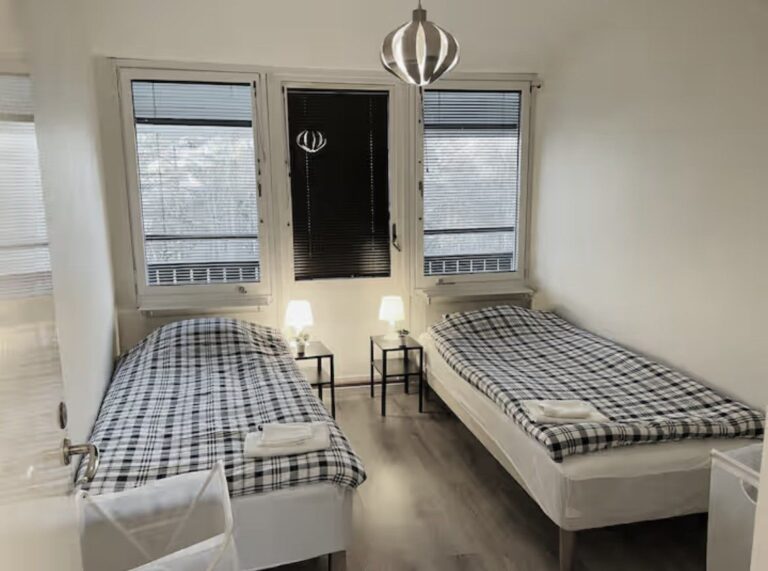 f6ab4f22d2c573c3f5998dbda2b257496b2abad2cd05ce2e73292e776d9f833e