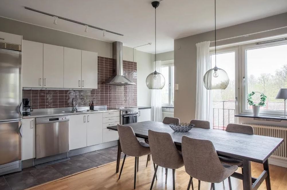 Looking for Gothenburg rent apartment long term stays? Explore the best neighborhoods, rental costs, and expert tips.